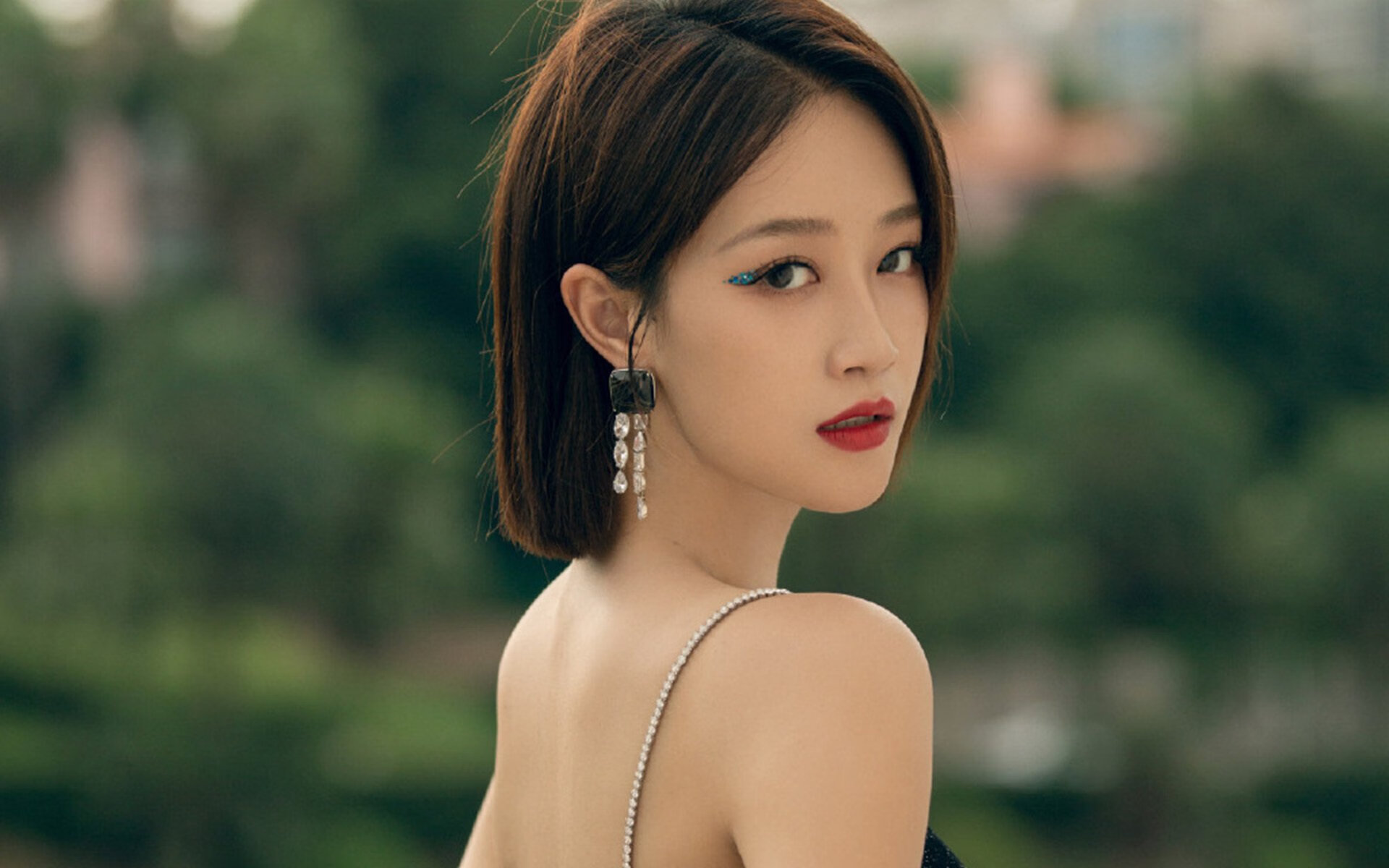 爱游戏在线登录入口-NBA夏季联赛火热开战，新秀文班亚马表现吸睛，文班亚马 虎扑