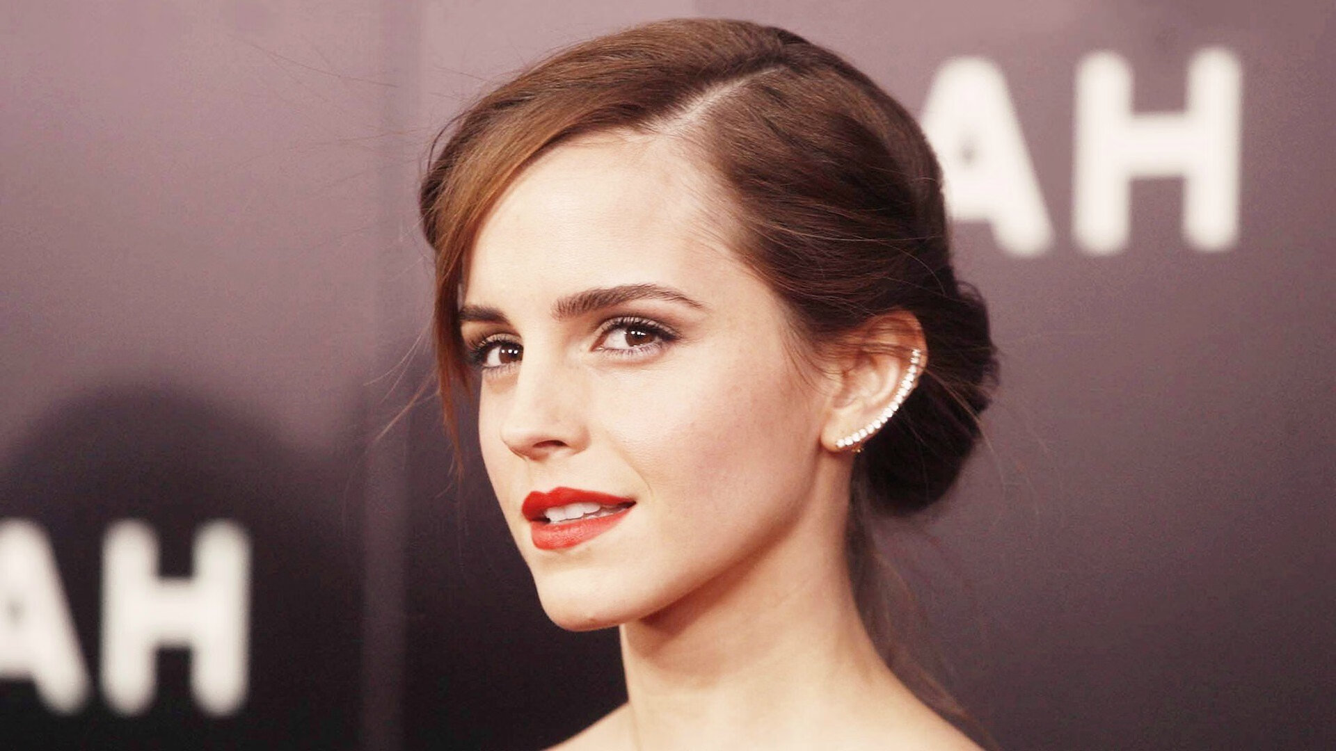 爱游戏体育-《太阳替补席贡献有限，球队深度成疑》，太阳替补阵容