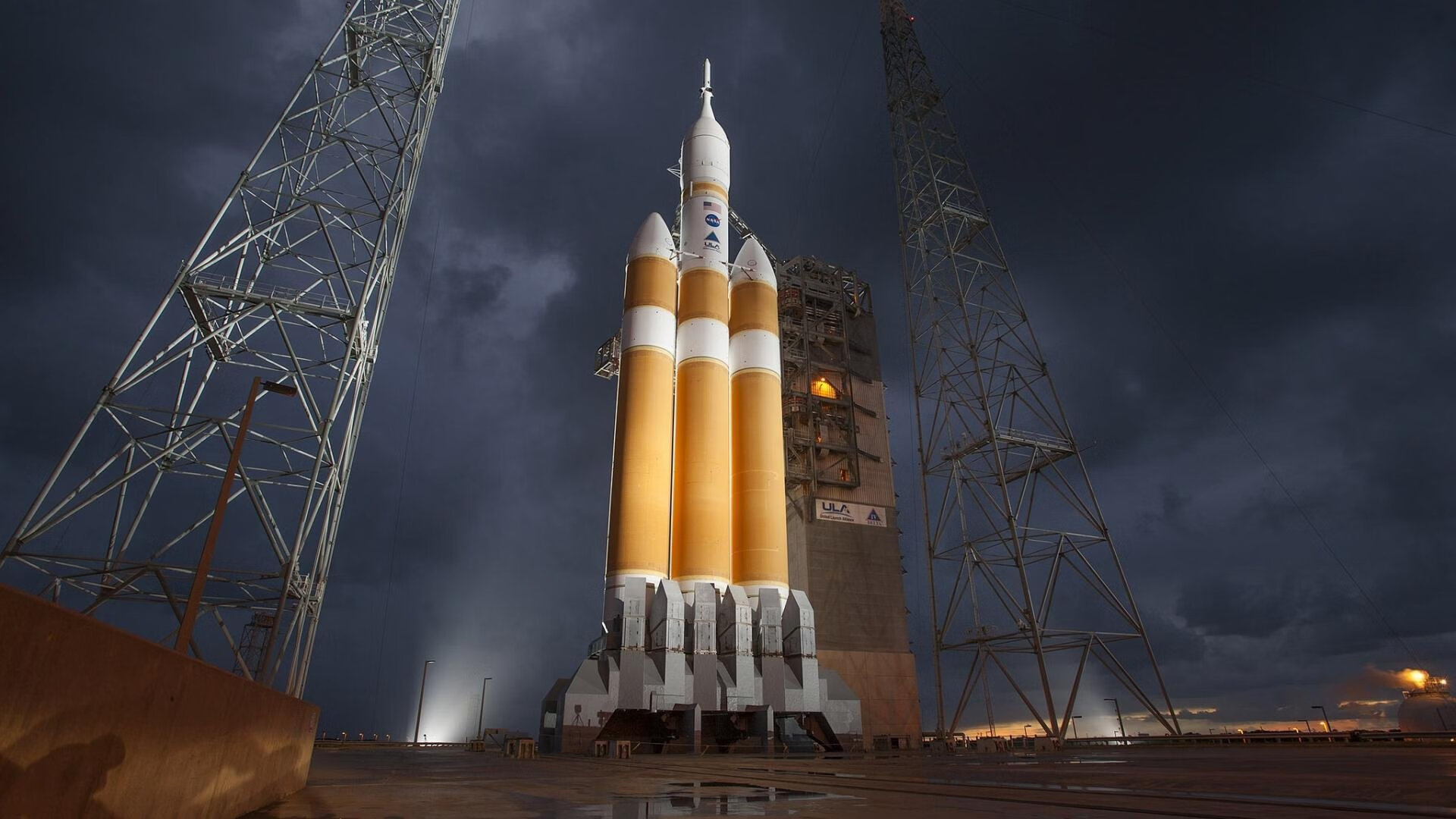 爱游戏娱乐网址-曼城主场被热刺逆转，遭遇两连败，曼城与热刺比赛时间