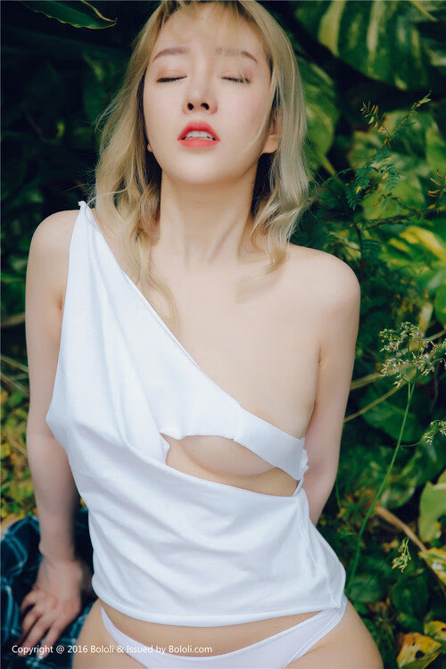 霍勒迪再砍三双雄鹿击退掘金,霍勒迪十佳球